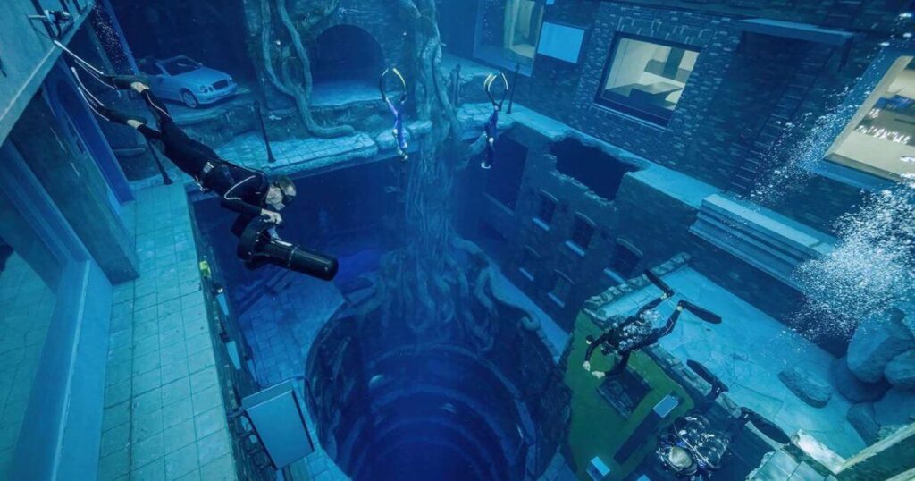 Man Made World's Deepest Pool in Dubai