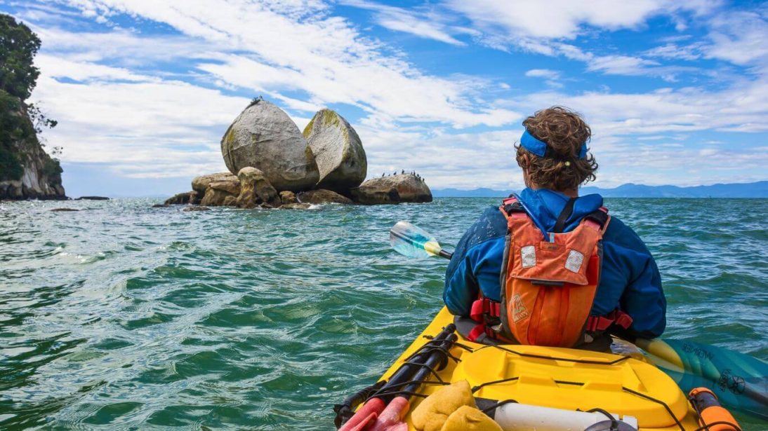 Split Apple Rock in Abel Tasman National Park in New Zealand